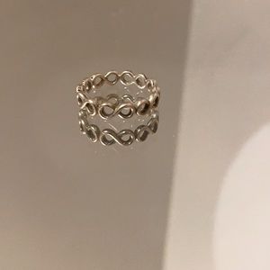 pandora infiniti ring!